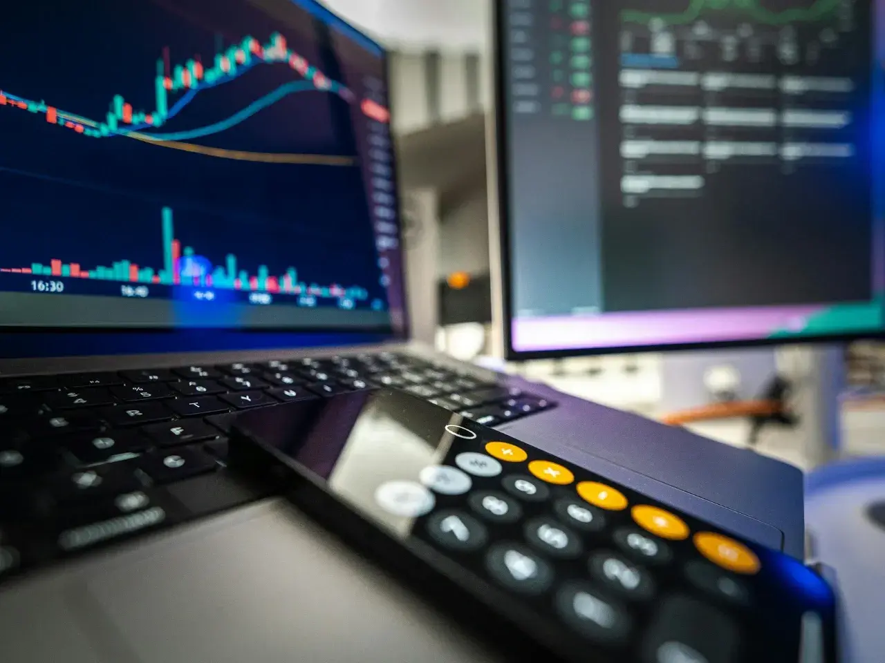Analyzing SEO performance data and rankings across multiple markets.